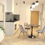 Private Parking, Secure Building - Old Town & Main Station Apartmán Gdaňsk