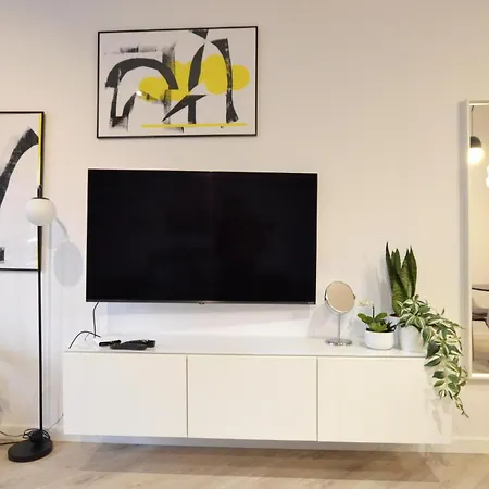 Private Parking, Secure Building - Old Town & Main Station * Gdańsk