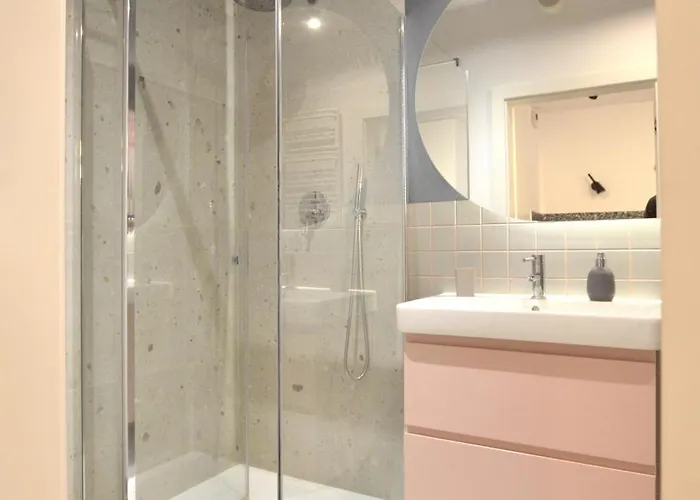 Апартаменты Private Parking, Secure Building - Old Town & Main Station