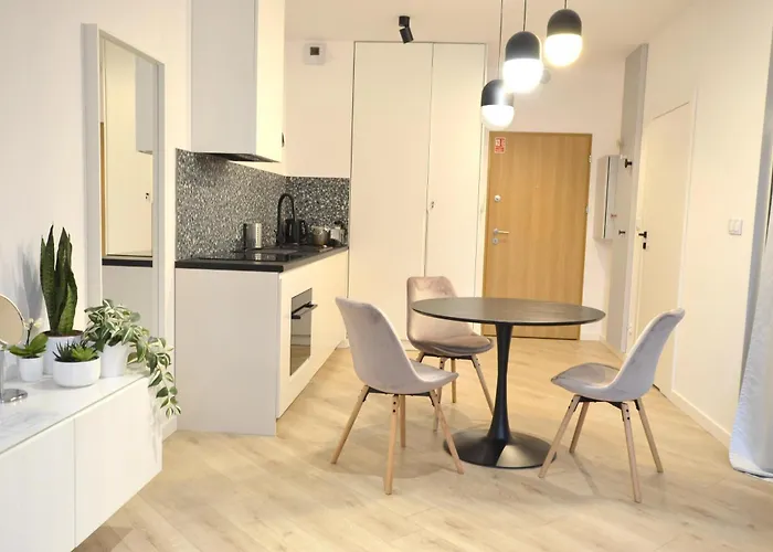 Private Parking, Secure Building - Old Town & Main Station Апартаменты Гданьск