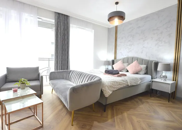 Private Parking, Secure Building - Old Town & Main Station * Гданьск