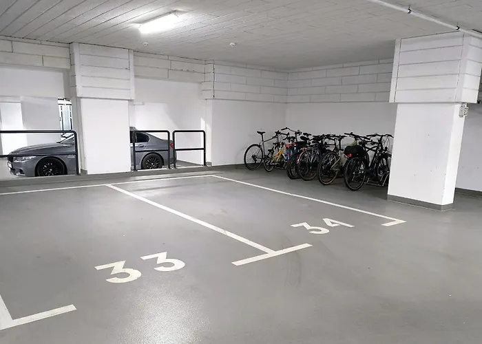 Private Parking, Secure Building - Old Town & Main Station Гданьск